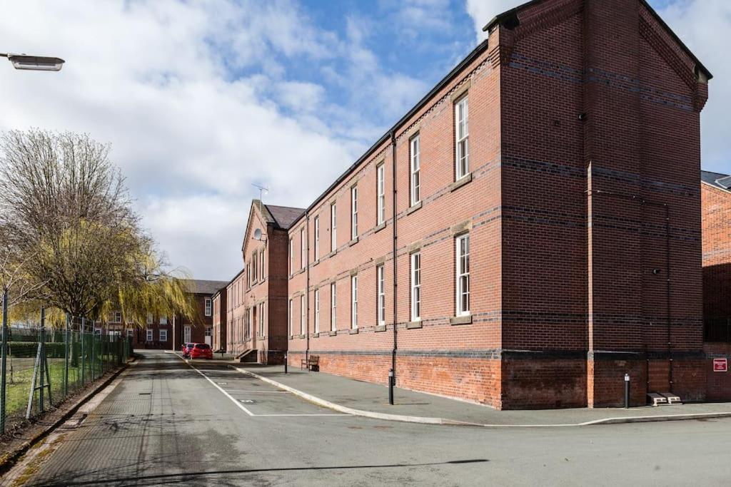 Fusilier Apartment Wrexham City Dış mekan fotoğraf